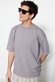 تصویر تیشرت آستین کوتاه مردانه طوسی برند trendyol man TMNSS22TS0317 Gri Erkek Basic Bisiklet Yaka Oversize Kısa Kollu T-Shirt