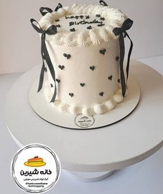 تصویر کیک پاپیونی وینتیج شماره ۵ 