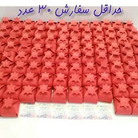 تصویر جعبه کادو یلدایی اناری قرمز مناسب بدلیجات و هدیه های کوچک 