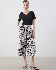 تصویر شلوار خنک گل گلی lc waikiki 