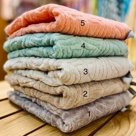 تصویر حوله دست و صورت ۳ 