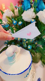 تصویر باکس لوکس کیک و گل Cake and flowers box