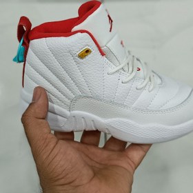 تصویر کتونی بچه گانه نایک ایر جردن ۱۲ تمام سفید Nike air jordan 12 