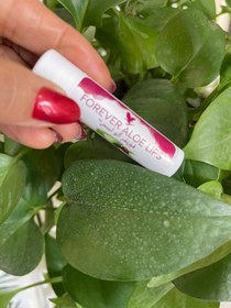 تصویر نرم کننده پوست لب Forever Aloe Lips With Jojoba