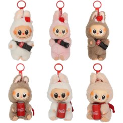 تصویر عروسک لبوبو طرح کوکا پک دار 