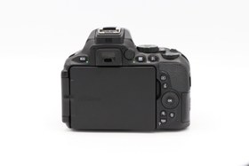 تصویر دوربین عکاسی نیکون Nikon D5500 Kit 18-55mm f/3.5-5.6G VRII (دسته دوم ) ا Nikon D5500 Kit 18-55mm f/3.5-5.6G VRII ( SECOND HAND) Nikon D5500 Kit 18-55mm f/3.5-5.6G VRII ( SECOND HAND)