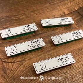 تصویر اتیکت سینه مگنتی 