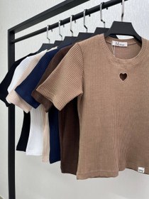 تصویر تیشرت کراپ گلدوزی قلب 