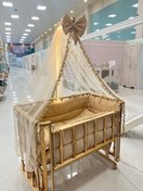 تصویر تخت کنار مادر CHIPOLINO سایز ۱۱۰ در ۷۰ سانت با درب باز شو و تنظیم ارتفاع 