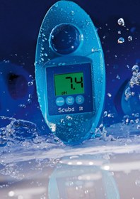 تصویر کلر سنج دیجیتال و پرتابل Scuba II لاویباند آکوالیتیک ارجینال آلمان Scuba II Pool Tester for Chlorine and pH Value from Test All Water