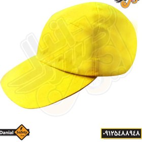 تصویر کلاه نقاب دار زرد 