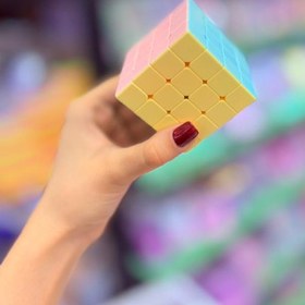 تصویر روبیک رنگ پاستلی 