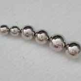 تصویر پیرسینگ توپی مگنتی فیک 