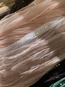 تصویر شال اسکارلت 