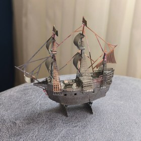 تصویر ماکت کشتی کوچک 