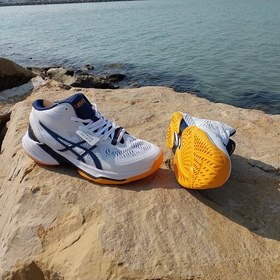 تصویر کفش والیبال هندبال بسکتبال اسیکس اسکای الیت ویتنام کیفیت مستر کوالیتی ویتنام asics sky elite ff mt2رنگ سفید سورمه 