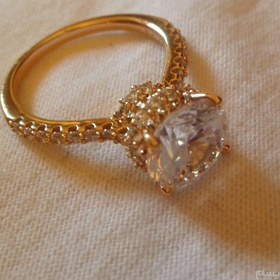 تصویر انگشتر زنانه الماس مصنوعی آکبند 