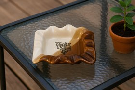 تصویر زیر سیگاری سرامیکی 