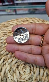 تصویر دکمه اسپرت سوراخ دار فلزی 