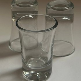 تصویر شات شیشه ای 