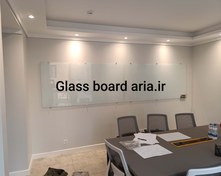 تصویر تخته وایت برد شیشه‌ای سایز ۲۰۰ در ۱۰۰ 