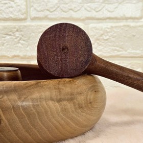 تصویر گردو شکن 