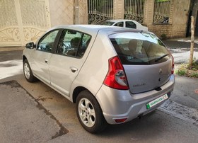 تصویر رنو ساندرو مدل 1396 ا Renault Sandero automatic Renault Sandero automatic