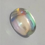 تصویر نگین اوپال شفاف با تلالو رنگ بسیار بالا 