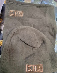 تصویر کلاه و اسکارف پلار مدل ۵.۱۱ اصلی وارداتی 