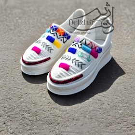 تصویر گیوه زنانه لژدار 