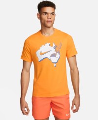 تصویر تیشرت تنیس مردانه نایک NikeCourt – نارنجی ا Men's NikeCourt orange Tennis T-shirt Men's NikeCourt orange Tennis T-shirt