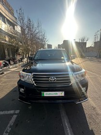 تصویر تویوتا لندکروزر ۴ در مدل 2013 ا Toyota Landcruiser 4door 4000cc Toyota Landcruiser 4door 4000cc