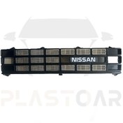 تصویر جلو پنجره نیسان وانت شبکه ای مشکی با شبکه ابکاری شده 