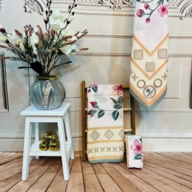 تصویر روسری سبز صورتی 