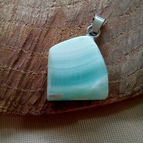 تصویر آویزهای آراگونیت Aragonite pendant