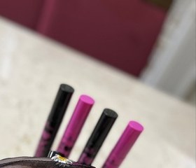 تصویر ریمل اسنس صورتی و مشکی اورجینال با ضمانت 