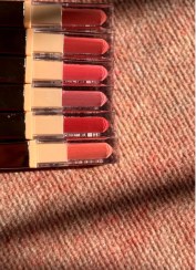 تصویر رژلب مایع مات و مخملی 