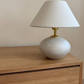 تصویر آباژور گرد رو میزی 