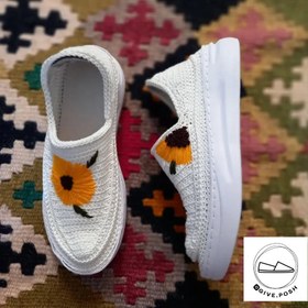 تصویر گیوه زیره پیو گلدوزی شدی 