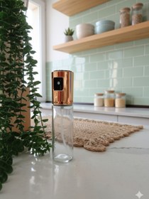 تصویر اسپری روغن ریز 