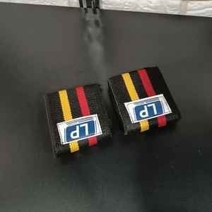 تصویر فروشگاه لوازم ورزشی برنا اسپرت