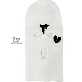 تصویر فیس ماسک سفید طرح گلدوزی جدید 