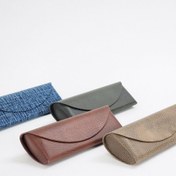 تصویر جلد هارد مناسب عینک طبی 