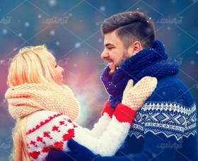 تصویر عکس با کیفیت رمانتیک دونفره توی برف 