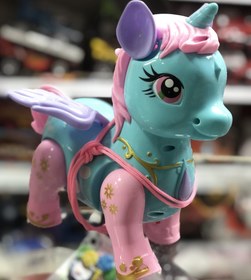 تصویر ربات تک شاخ موزیکال 