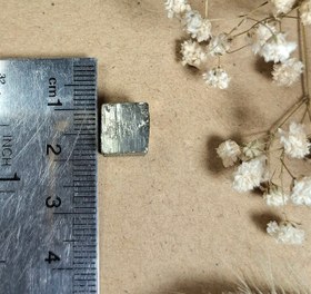 تصویر راف پیریت سنگ ثروت و موفقيت مالی 