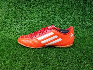 تصویر کتونی کفش فوتسال اورجینال آدیداس سایز ۴۰ Futsal shoes