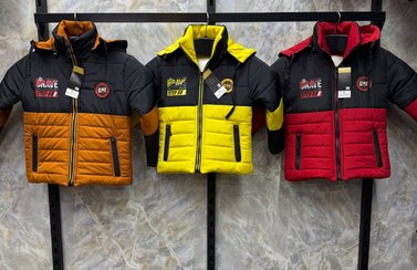 تصویر کاپشن نقلی پسرانه مموری کلاهدار 