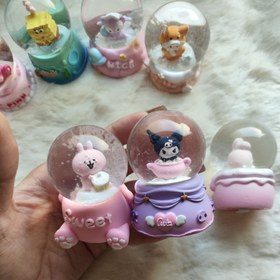 تصویر گوی شیشه ای چراغدار عروسکی دونه برف دار سایز کوچک - کرومی مشکی Small size lighted snowflake toy ball