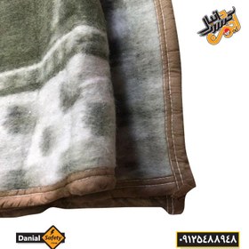 تصویر پتو رنگ سبز 